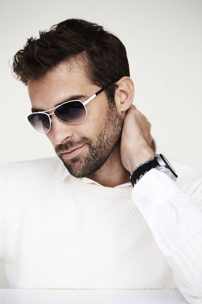 Handsome man in sunglasses  - Φωτογραφία, εικόνα