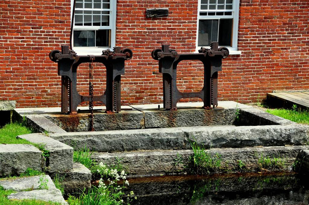 Harrisville, NH 1848 Mill Number One Sluice Gates - Foto, Bild