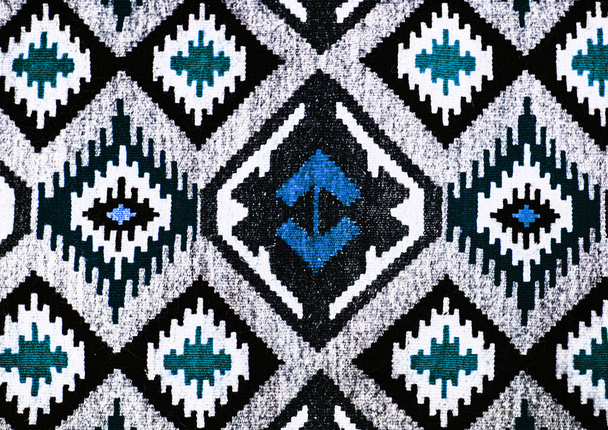 Ornamentos padrão sem costura folclórica romena. Bordado tradicional romeno. Design de textura étnica. Design de tapete tradicional. Enfeites de carpete. Design de tapete rústico
 - Foto, Imagem