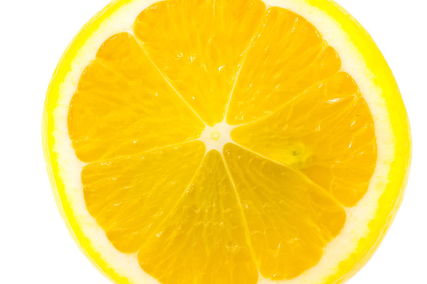 φέτες λεμονιού closeup απομονωθεί σε λευκό φόντο - Φωτογραφία, εικόνα