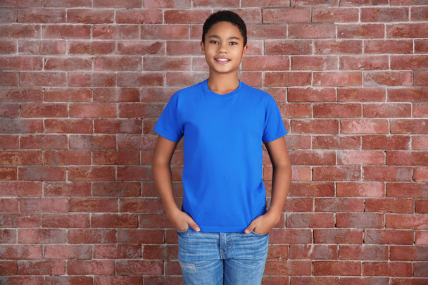 African American boy in blank t-shirt - Fotó, kép