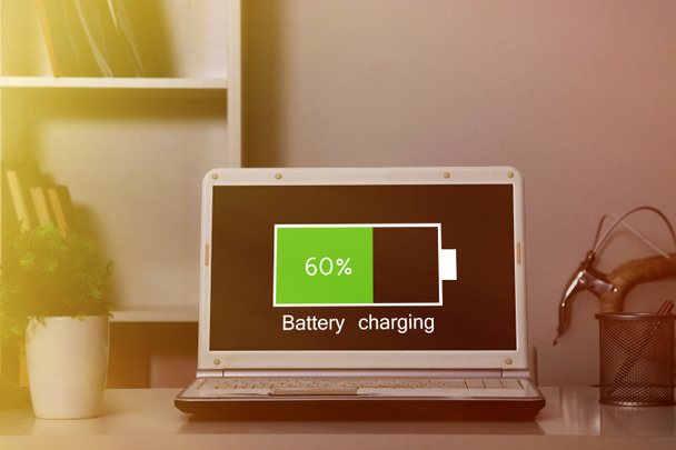 portatile ricarica la batteria
 - Foto, immagini