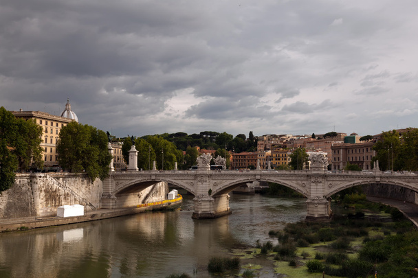 Ponte Vittorio Emanuele silta Roomassa
 - Valokuva, kuva