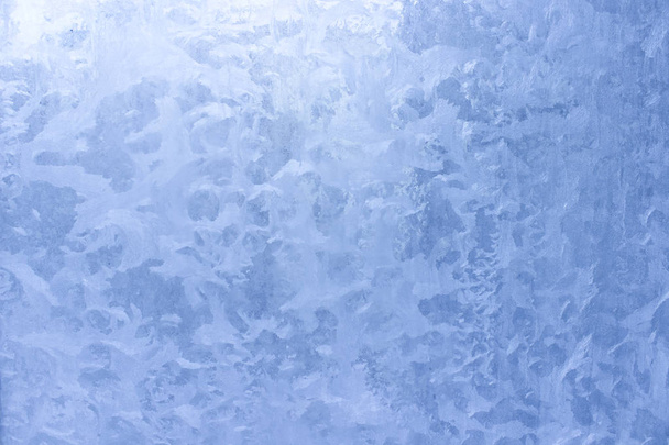 Modèle de glace sur la fenêtre en hiver
 - Photo, image