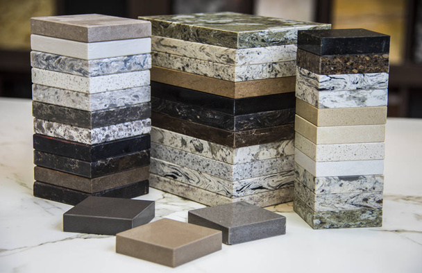Granit tezgah örnekleri. Mermer, taş malzeme, taş - nesne, kiremit, inşaat malzemesi - Fotoğraf, Görsel