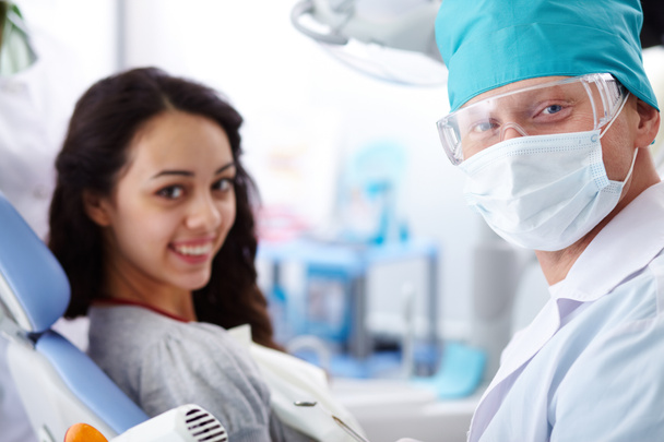 зубного лікаря і пацієнта
 - Фото, зображення