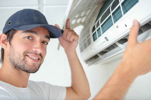 Portrait of air conditioning serviceman - Photo, Image