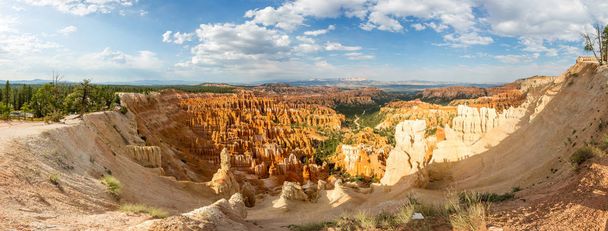 Bryce Canyon National Park in USA - Photo, Image