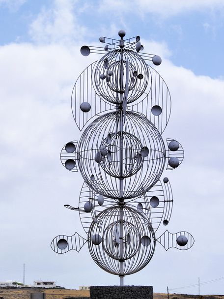 Духовая скульптура "Сезар Марике", Лароте, Канарские острова
 - Фото, изображение