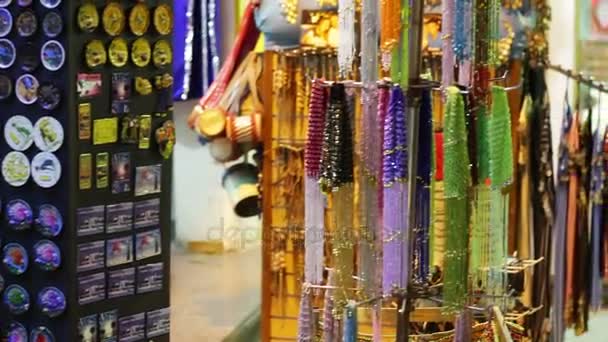 Египетские сувениры возле магазина
 - Кадры, видео