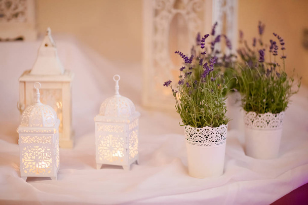 Belle décoration de table de réception de mariage
 - Photo, image