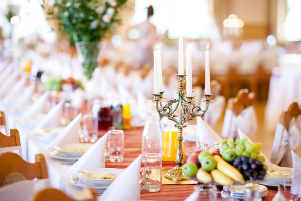 Piękny ślub Dekoracja stołu recepcji - Zdjęcie, obraz