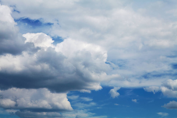 Sky with clouds - Foto, Bild