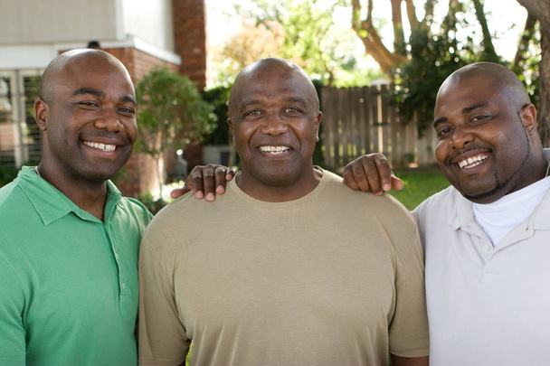 African American father and his adult sons. - Foto, Imagem