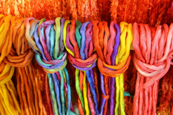 fios coloridos tecido fundo conjunto
 - Foto, Imagem