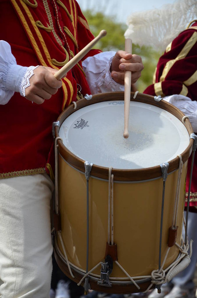 Drummers en trompettisten van Oristano - Sardinië  - Foto, afbeelding
