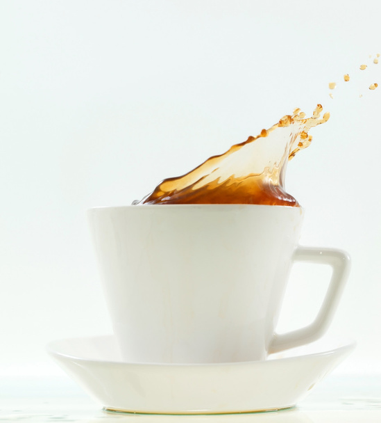 Coffee crown splash in mug - Fotoğraf, Görsel
