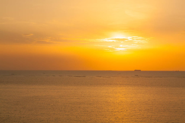Beautiful sunset above the sea - Foto, immagini