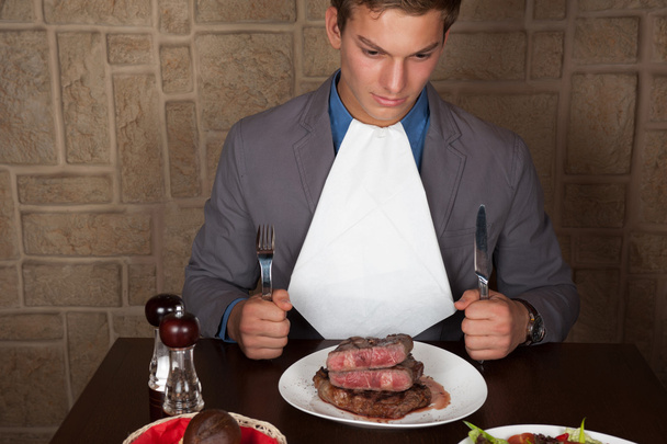 Eat a beef steak - Foto, afbeelding