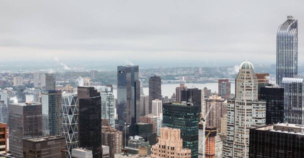 Manhattan çatı havadan görünümü - Fotoğraf, Görsel
