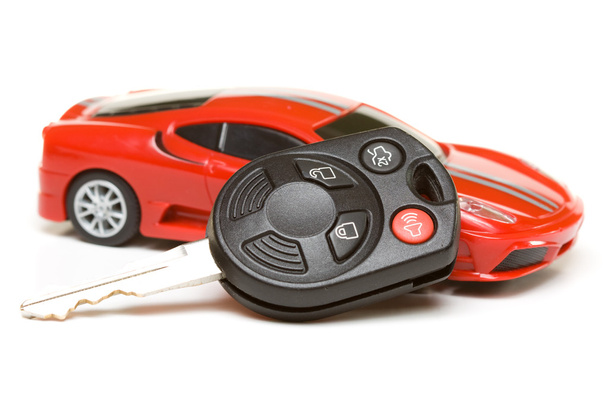 Modelo de coche deportivo con llave
 - Foto, Imagen