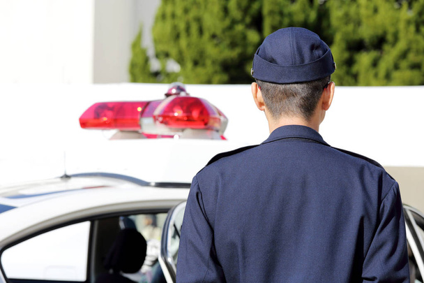 Policiais japoneses
  - Foto, Imagem