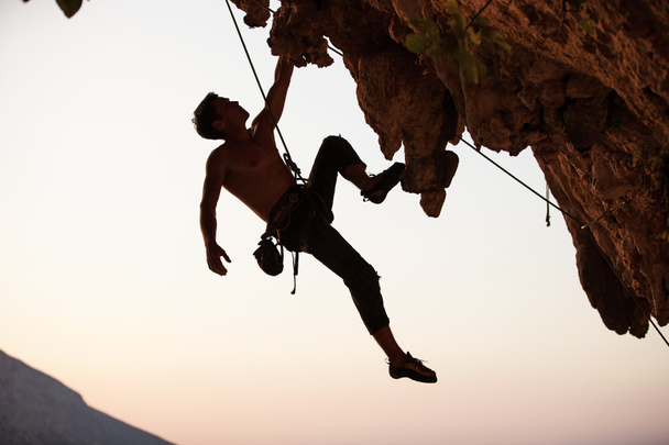 силует альпініста
 - Фото, зображення