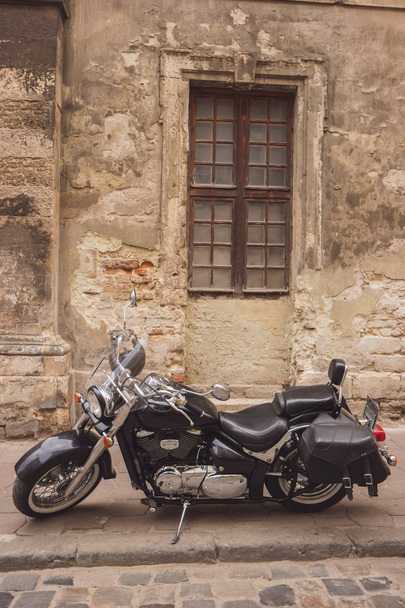 Motocicleta negra retro
. - Foto, imagen