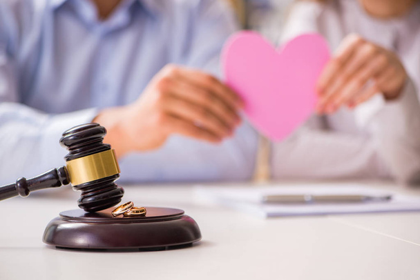 Judge gavel deciding on marriage divorce - Photo, Image