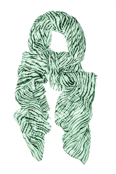 bufanda de seda verde aislada sobre fondo blanco
. - Foto, Imagen