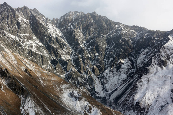 Georgian Mount Kazbek in winter - Φωτογραφία, εικόνα