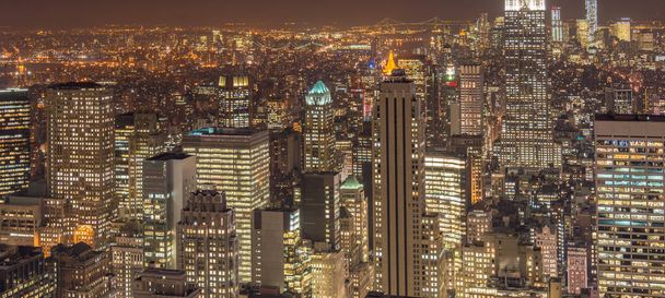 View of New York Manhattan during sunset hours - Foto, Imagen