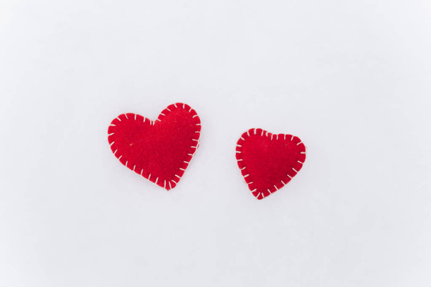 İki sevgi kalpleri kış doğada - Fotoğraf, Görsel