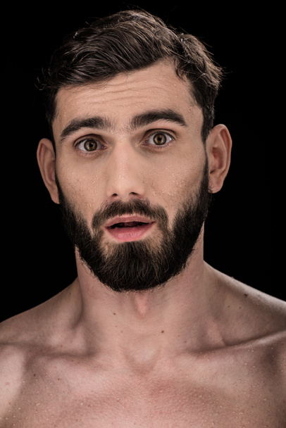 молодой бородатый мужчина - Фото, изображение