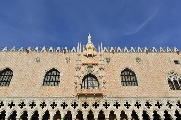 Dogenpalast in Venedig - Foto, Bild