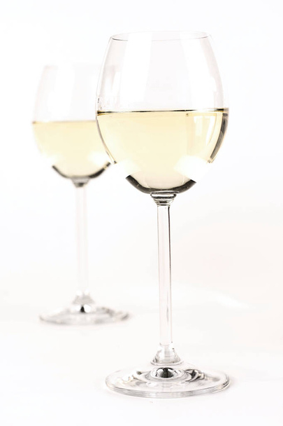 Glasses of white wine - Zdjęcie, obraz