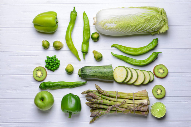 Green vegetables and fruits - Zdjęcie, obraz