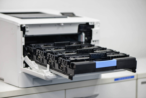 Cartridge lade van Laserjet printer - Foto, afbeelding
