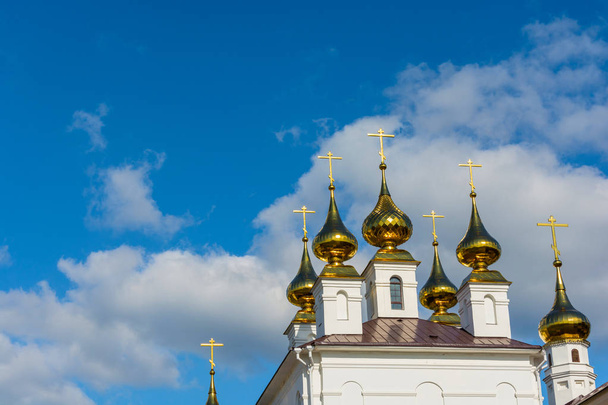 Golden domes of Dormition Cathedral in the city of Ivanovo, Russ - Foto, Imagem
