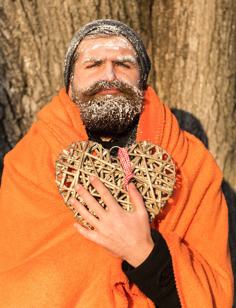 Man in blanket with heart - Fotoğraf, Görsel