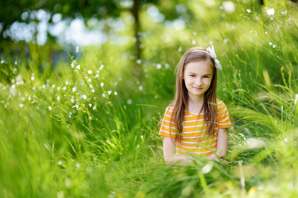 little cheerful girl outdoors  - Фото, изображение