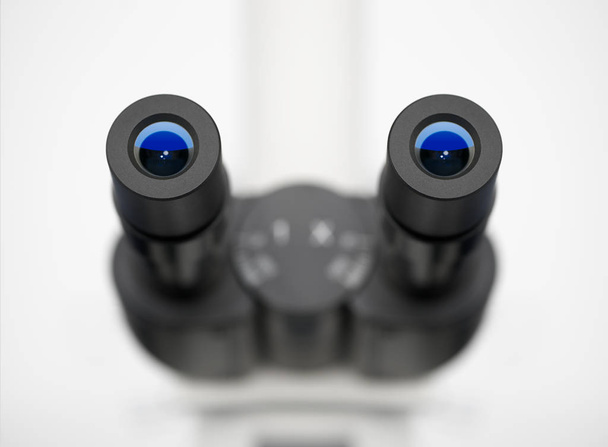 προσοφθάλμιους φακούς από το μικροσκόπιο γκρο πλαν - Φωτογραφία, εικόνα