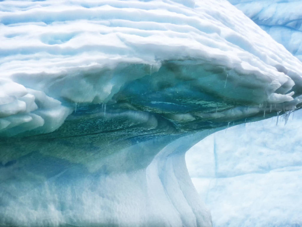 Antártida - Formas y texturas de icebergs
 - Foto, Imagen