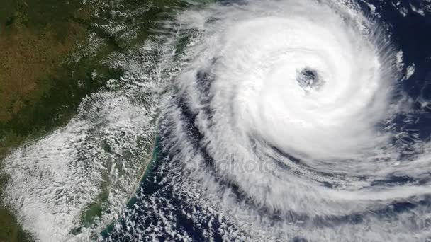 Τυφώνας από το διάστημα στη γη - Πλάνα, βίντεο