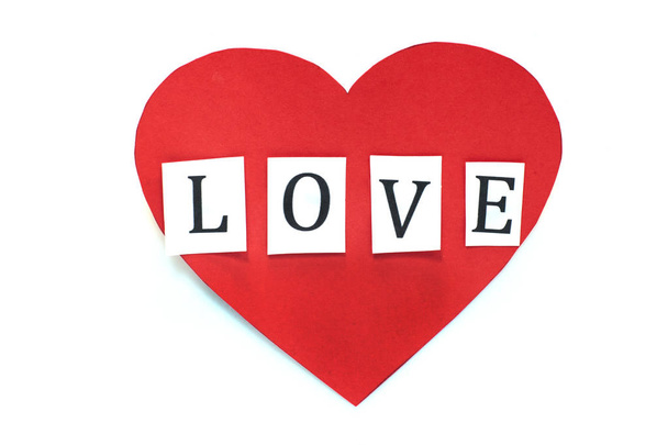 Deux cœurs rouges, symbole d'amour, excellent élément pour votre design le jour de la Saint-Valentin
 - Photo, image