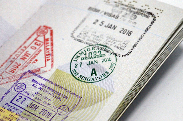 Singapur bir pasaport damgası - Fotoğraf, Görsel