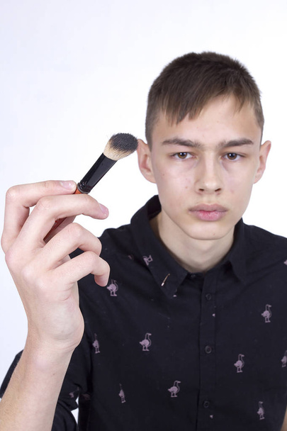 Young man makeup artist - Photo, Image
