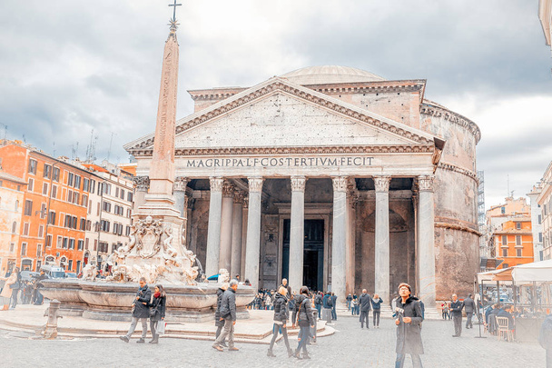 Pantheon at the Piazza della Rotonda, february 2015 - Fotó, kép
