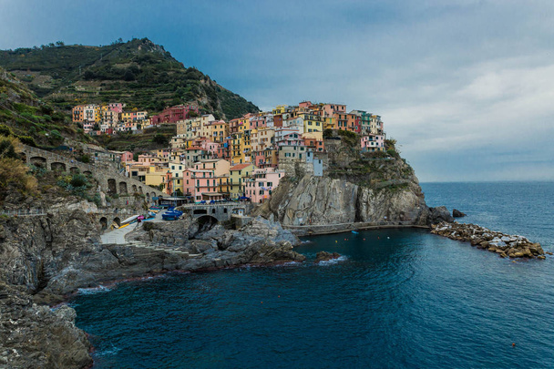 Riomaggiore in Cinque Terre , Liguria - Fotoğraf, Görsel