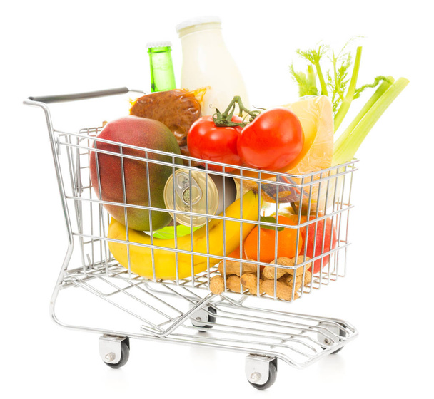 Shopping Cart With Groceries, Diagonal View - Foto, immagini
